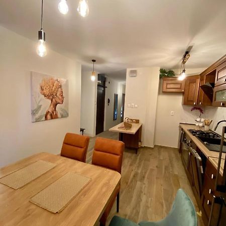 Apartment With Balcony And Free Parking Zadar Bagian luar foto