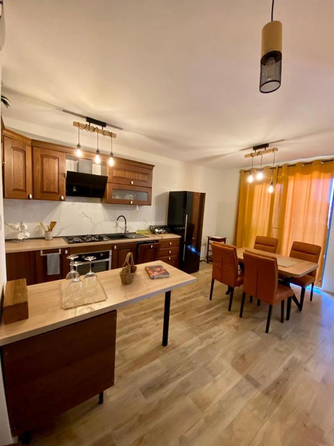 Apartment With Balcony And Free Parking Zadar Bagian luar foto